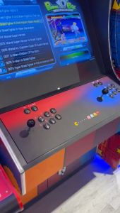 (Ready Stock) Arcade Pro 32" Build In Cabinet Arcade Machine Home Office Hotel Amusement Indoor Entertainment