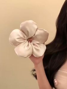 Cột tóc buộc tóc Bông Hoa Lớn Nhồi Bông Xinh Xắn Cho Nữ- RYRY Shop