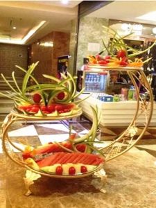 Bar KTV Creative Minimalist Iron Three-Layer Fruit Plate Rack European Afternoon Tea Dim Sum Rack Cake Dried Fruit Tray