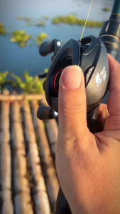 SeaHunter Black Arrow Baitcasting Reel Pancing BCDrag Clicker6+1 BB 7.2:1 Gear Ratio4.5kg Max Reinforced Nylon Frame