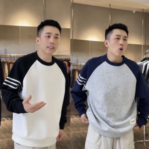 Autumn New Fashionable Mens round Neck Sweatshirt Color Block Stripe Design Long Sleeve Couple Style Comfortable Base Shirt