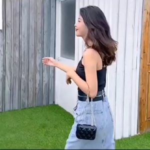 Gratis Semua - Tas Jelly Selempang Mini / Tas Sling Bag Jelly Polos Gaya Korea Import / Tas Selempang Wanita / Slingbag Wanita