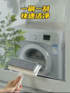 Multifunctional Double-Sided Glass Sponge Cleaning Brush Wiper Mirror Glass Tile Cleaning Brush Bathroom Squeegee (Grey)