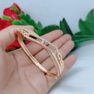Gelang Tangan Bangle Wanita Titanium Xuping Perhiasan Aksesoris Fashion Lapis Emas Anti Karat R8-5E