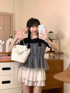 เสื้อยืดแขนสั้นผู้หญิง ทรงเข้ารูป ผ้าตาข่ายตกแต่งด้วยลูกปัด 3 มิติ ขอบพับ ดีไซน์สองชิ้น แฟชั่นฤดูร้อน ผ้าฝ้าย