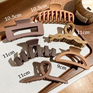 NING ZHOU | Large High-quality Hair Claw Clip
