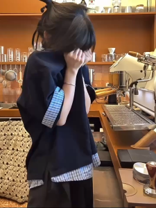 เสื้อโปโลคอปกแขนสั้น ไม่จำกัดเพศ - สะดวกสบายในการสวมใส่ และให้ความรู้สึกอ่อนเยาว์