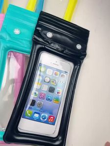 ซองกันน้ำ 4 ชั้น สำหรับโทรศัพท์ มือถือ กระเป๋ากันน้ำ ป้องกันฝุ่น ปรับสายคล้องได้ เหมาะสำหรับถ่ายรูป ขนาด 27CM*11CM