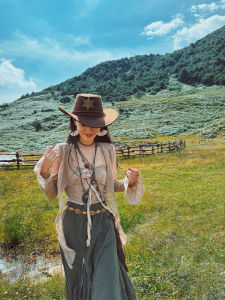 Boss Feng Cut Out Halter Spaghetti Straps Vest Female Thin Type Sunscreen Cardigan Top Waste Soil Yandan Style Wear Match Suit