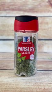 Lá Mùi Tây Parsley Leaves {McCormick} 5G - Làm Sốt Salad Món Súp / Hầm Ướp Thịt / Cá