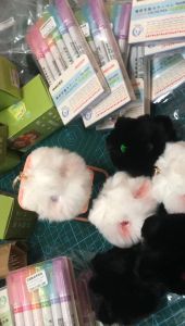 onecity.Key chain cute ring powder blusher cat ball powder blusher cat fluffy key chain fashion bag pendant trinket decoration key chain pendant