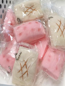 Nhiều Nắm Nắm Nướng Miếng Nướng Nhật Bản Mềm Mại Giải Trí Đồ Chơi Xả Năng Lượng Ôm Trứng Trắng Đồ Chơi Giải Trí Xả Năng Lượng Ôm