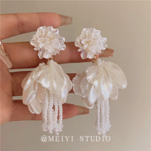 Elegant French Vintage Acrylic Flower Tassel Earrings Delicate Bouquet High-End Sweet Oversized Trendy Womens Jewelry