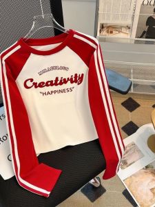 เสื้อยืดแขนยาวผู้หญิงผ้าฝ้ายแท้ทรงสลิมฟิต ฤดูใบไม้ร่วง 2024 เสื้อเชิ้ตชั้นในแบบใหม่ คอกลม แขนยาว ทรงสลิมฟิต