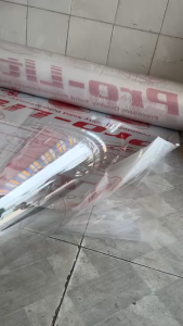 (Khổ cao 1.22m x dài 1m>> dày 1.6 ly) Tấm nhựa phẳng poly lấy ánh sáng màu TRONG SUỐT che nắng che mưa đều được DÀY DẶN