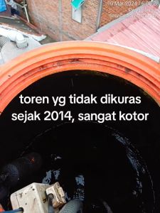 1 Liter Cairan Pembersih Kerak Lumut Toren Tandon Plastik Penampung Air