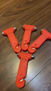 [HCM] Búa Thoát Hiểm Phá Kính Nguy Cấp Ô Tô- Có Dao Cắt Dây An Toàn Xe Hơi Cozy520