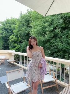 LU CHER ชุดเดรสลายดอกไม้สีม่วง สไตล์หวาน - ชุดเดรส ดอกไม้ สีม่วง สไตล์หวาน