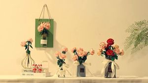Rose Flower Bouquet Building Blocks Creative DIY Rose Bouquet Toys Holiday Gift for Girlfriend