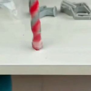 100PCS Wall Plug Screw Set High Quality with Screw Anchor Wall Plug Drilling PVC 8mm Butterfly Screw Expansion Bolt Masonry Concrete Wall Anchor Plugs Skru Rama-rama