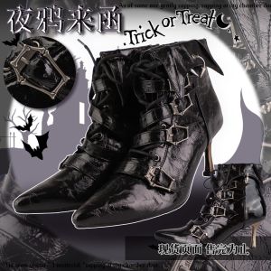 สไตล์โกธิค สีดำ โลหะbooties กับค้างคาว ลูกไม้ รายละเอียด Lo สไตล์ Casket Shape Heel สําหรับ ทันสมัย ผู้หญิงในสต็อก