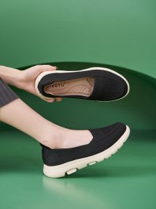 Ultra-Light Comfortable Soft-Soled Knitted Slip-On Womens Casual Shoes Breathable Mom Shoes Spring Autumn New Style Anti-Slip