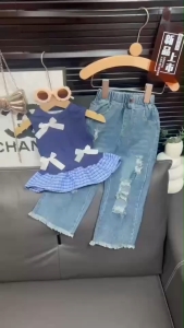 JQK ชุดเซ็ต2ชิ้น  เสื้อแขนกุด+กางเกงยีนส์ขายาว แต่งโบว์ที่เสื้อ (สีน้ำเงิน) รุ่น LL093