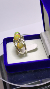 แหวน Opal ตัวเรือนเงิน