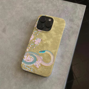 Artistic Snake Pattern Phone Case for 15Pro Max 16 Full Cover Protection Women Men Style Floral Design Soft Shell