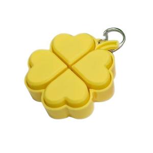 Lucky Four-Leaf Clover LED Light Up Keychain Clickable Buttons Stress Relief Toy Backpack Pendant Party Gift For Kids Adults