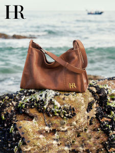 Ladies Commuter Hobo Bag Tanned Leather Single Shoulder Bag Luxury Sensation Wearable in Various Scenarios Medium Softness