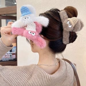 Zy Fashion Korean Style Fur Ball Hair Clip for Woman Elegant Plush Hair Clamp Fashion Cute Girl Shark Clip