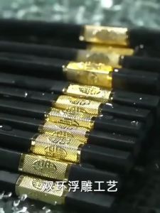 เมลามีน (10คู่) 24cm ตะเกียบ สไตล์จีนกัน ลื่น พลาสติก ใช้ซ้ำ ทนความร้อน ลายกันลื่น ขอบทองตะเกียบคีบอาหารสีดำ