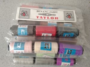 Benang Jahit Renceng 500 Yard isi 36 Roll Warna Lengkap