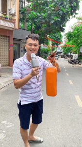 Micro Bluetooth Karaoke H9 Pro Vừa Karaoke Vừa Livestream Đầy Đủ Dây Jack Kết Nối Đi Kèm Hộp Đựng Cao Cấp Chống Sốc