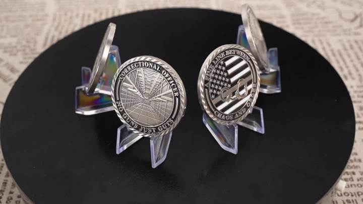 Thin Gray Line Coin, Correctional Officer Silver Challenge Coins Honor Correctional Officers Gray Prison Coin Law Enforcement Appreciation Gifts