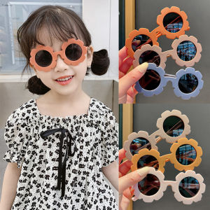 2025 Baby and childrens glasses shooting props cream fashion dressing props sunglasses cute sun shading travel sun protection