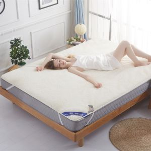 Nệm Lông Cừu Dày Ấm 1.8m
