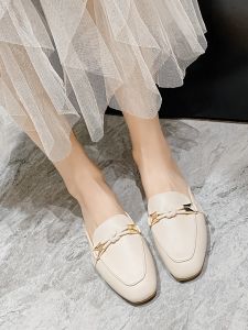 Womens Summer Outdoor Slip-On Mules Flat Heel Head Cover Single Shoes Casual Style Butterfly Knot Leather Buckle Metal Bead Embellished