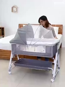 🔥SG Store🔥Multifunctional foldable baby crib removable portable newborn cradle bed European baby crib splicing big bed