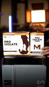 MUSCLE FIRST Pro Isolate Box - Whey Protein Suplemen Fitness