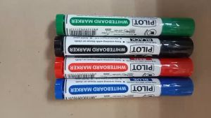 ปากกาไวท์บอร์ดไร้กลิ่น PILOT WHITEBOARD Marker หัวกลม หัวตัด WBMA ไพล็อต (สีดำน้ำเงินแดงเขียว) | KKNT