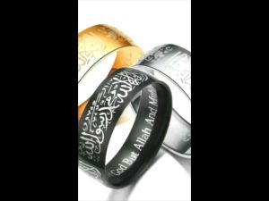 Cincin Couple Hitam Titanium 1Box Isi 36Pcs Tauhid Kaligrafi Ukir Lafadz Dan Sisi Rata Polos 1 Box Anti Karat Selamanya Stainless Steel Fashion Ring Partai Grosir COD