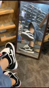 SEPATU VAN KNU SKOOL SEPATU GEMUK HITAM PUTIH ANAK SEKOLAH KERJA SNEAKERS GEMUK PRIA DAN WANITA