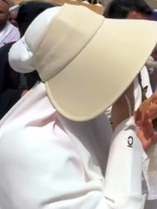 Topi Nagita Slavina Haji Topi Haji Wanita Pelindung Matahari BuatUmroh Hat/topi besar dan lebar wanita