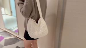 คุณเลือกถักกระเป๋าสะพายสำหรับผู้หญิง รูปแบบ C Rossbody สำหรับ Messenger กระเป๋ากระเป๋าถือ ขึ้นอยู่กับขนาดของความจุขที่ดีขึ้น