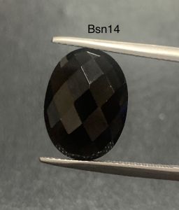 Bsn14 นิล black spinel นน 8.85 กะรัต ขนาด 15.3x11.7x5.5 มิล แหล่งกาญจนบุรี