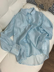 เสื้อเชิ้ตผ้าไหมสีน้ำเงินหลวมๆ ทรงหลวมๆ สำหรับผู้หญิง เสื้อเชิ้ตป้องกันแสงแดดแบบบาง เสื้อเชิ้ตปรับอากาศ คอตั้ง เสื้อผ้าแฟชั่น