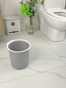 SEA JJTถังขยะสำหรับครัวในครัวเรือนพลาสติกห้องน้ำในห้องนอนมูลค่าสูงขนาดใหญ่ที่เรียบง่ายโดยไม่มีฝาปิดถังขยะสำหรับห้องน้ำแหวนความดัน