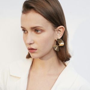 ต่างหูทรงพัดเล็กสามมิติเกลียวๆบางเบาต่างหูงานชุบทองสวยเก๋มีสไตล์